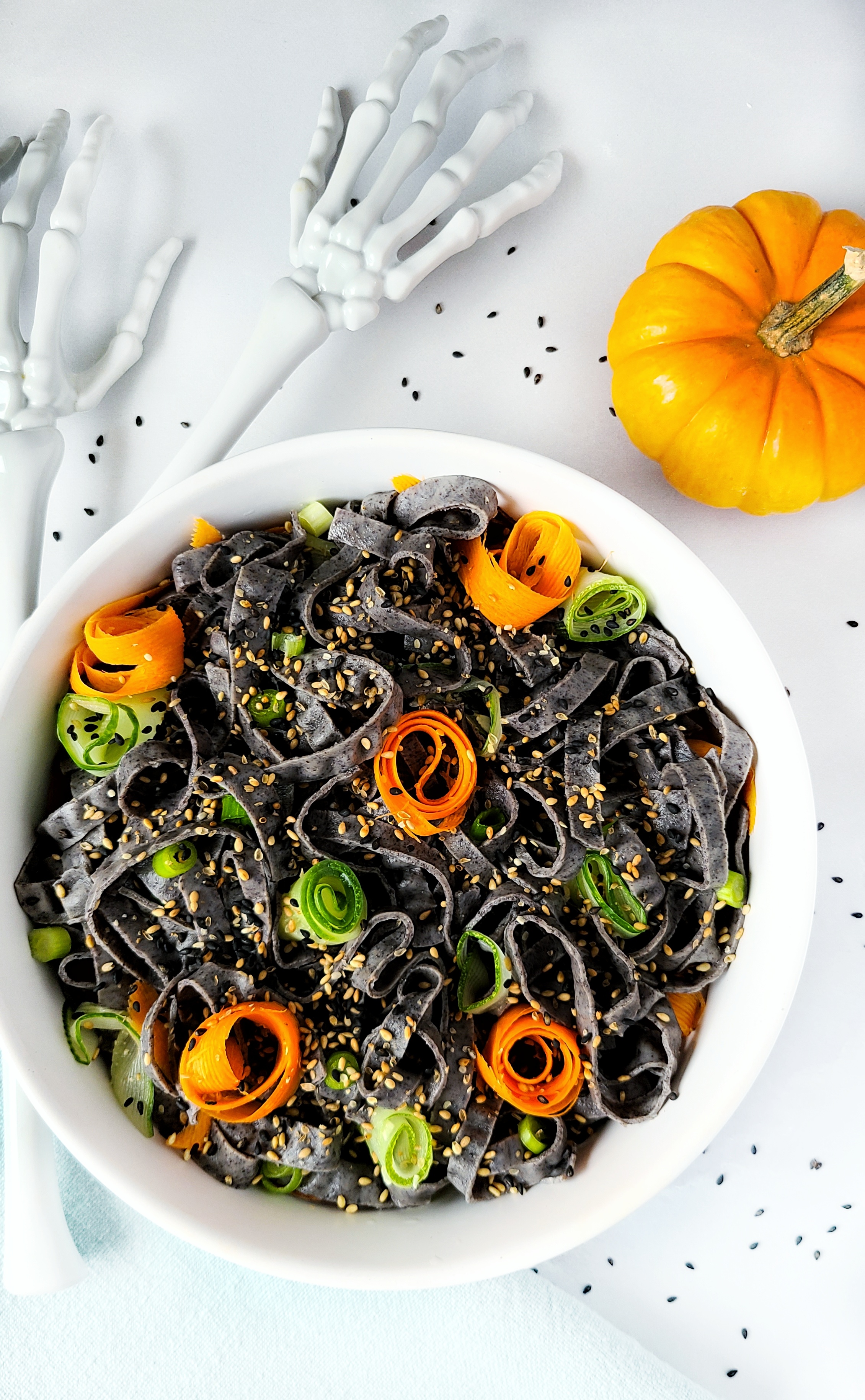 Spooktacular Fettuccine Salad – Halloween Pasta Recipe - Cooking My ...
